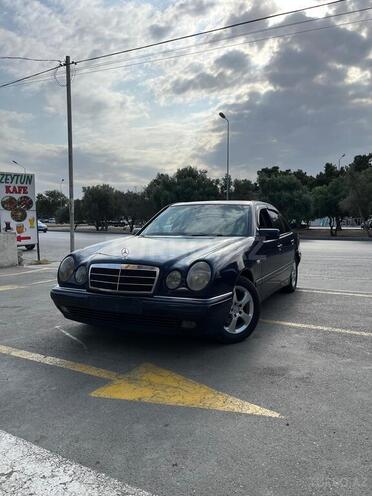 Mercedes E 200 1996, 217,000 km - 2.0 l - Bakı