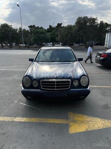 Mercedes E 200 1996, 217,000 km - 2.0 l - Bakı