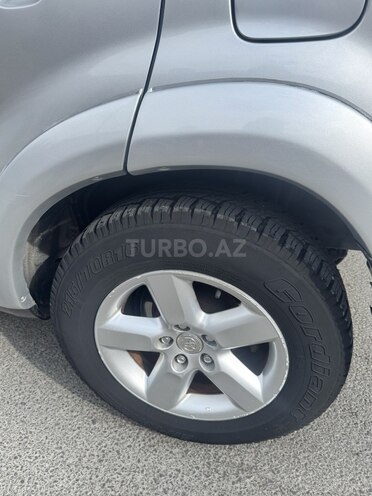 Toyota RAV4 2004, 267,151 km - 2.4 l - Gəncə