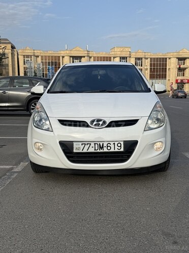 Hyundai i20 2011, 285,445 km - 1.4 l - Bakı