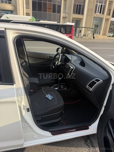 Hyundai i20 2011, 285,445 km - 1.4 l - Bakı