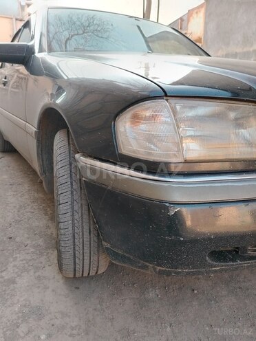 Mercedes C 180 1994, 200,000 km - 1.8 л - Gəncə
