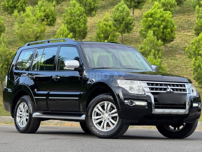 Mitsubishi Pajero 2018, 138,000 km - 3.8 л - Bakı