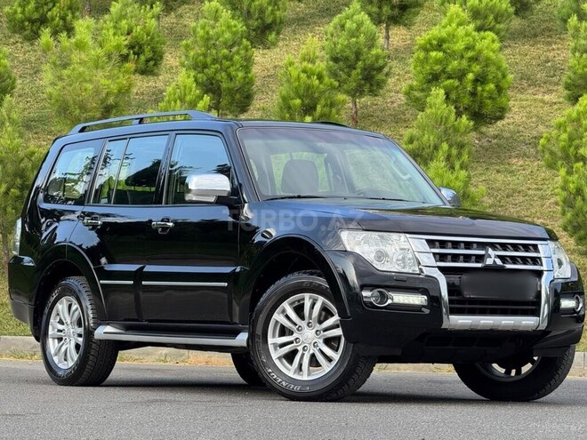 Mitsubishi Pajero 2018, 138,000 km - 3.8 л - Bakı