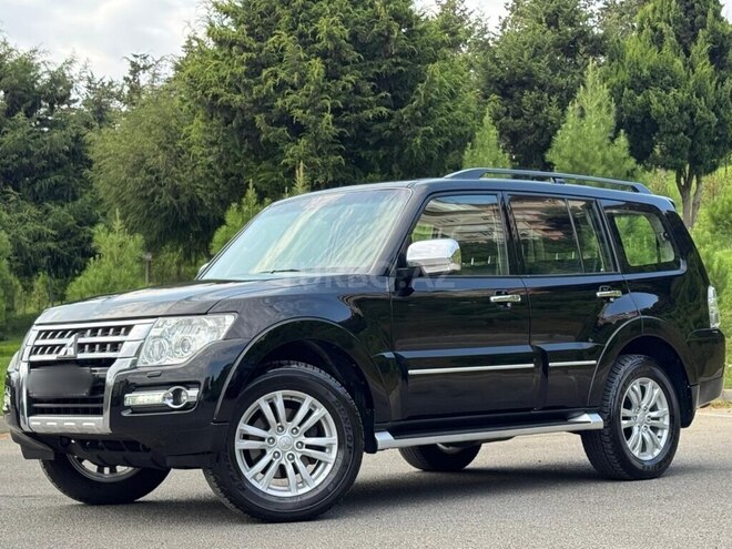 Mitsubishi Pajero 2018, 138,000 km - 3.8 л - Bakı