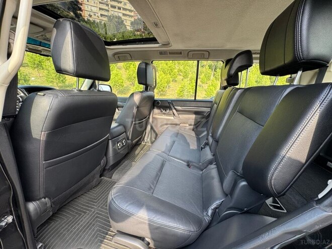 Mitsubishi Pajero 2018, 138,000 km - 3.8 л - Bakı