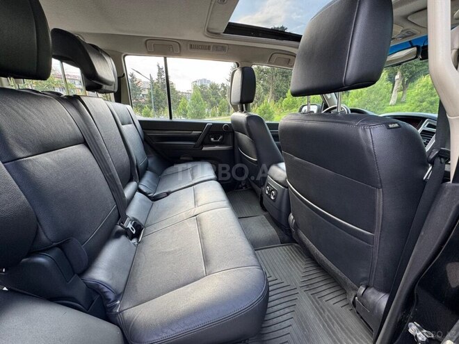 Mitsubishi Pajero 2018, 138,000 km - 3.8 л - Bakı