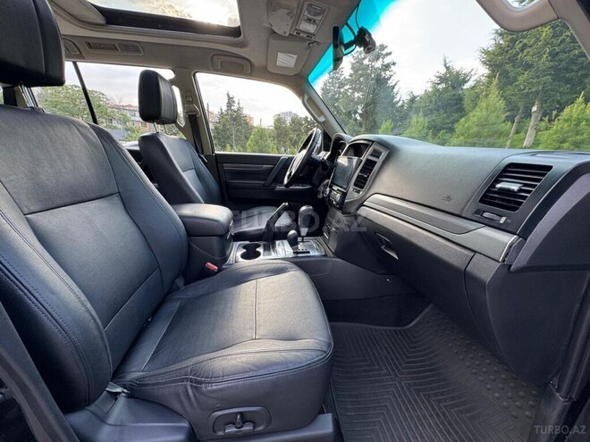 Mitsubishi Pajero 2018, 138,000 km - 3.8 л - Bakı