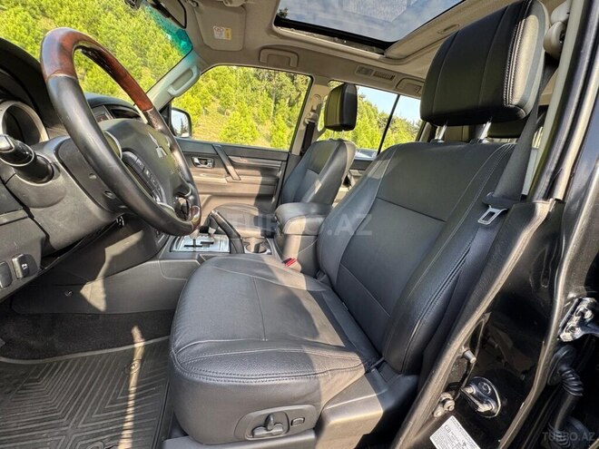 Mitsubishi Pajero 2018, 138,000 km - 3.8 л - Bakı