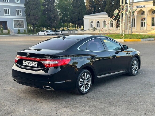 Hyundai Grandeur 2015, 235,000 km - 2.2 l - Şirvan