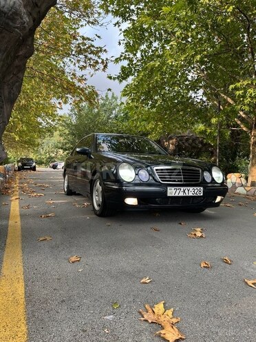 Mercedes E 240 2000, 284,488 km - 2.6 l - Şamaxı