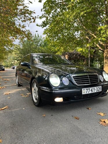 Mercedes E 240 2000, 284,488 km - 2.6 l - Şamaxı