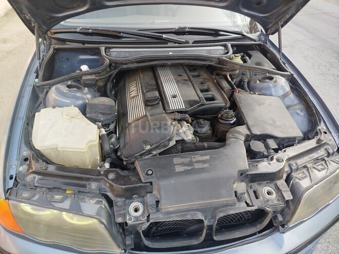BMW 325 2001, 398,548 km - 2.5 l - Bakı