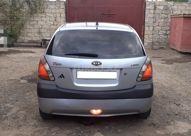 Kia Rio 2005, 390,000 km - 1.5 l - Biləsuvar