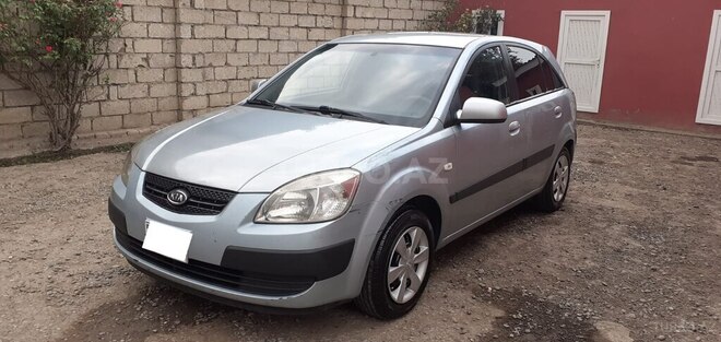 Kia Rio 2005, 390,000 km - 1.5 l - Biləsuvar