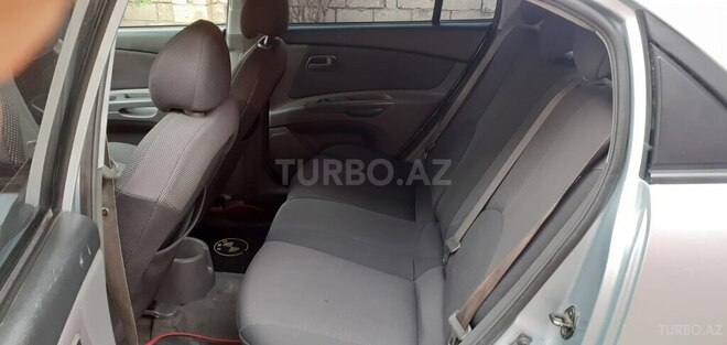 Kia Rio 2005, 390,000 km - 1.5 l - Biləsuvar