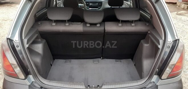 Kia Rio 2005, 390,000 km - 1.5 l - Biləsuvar
