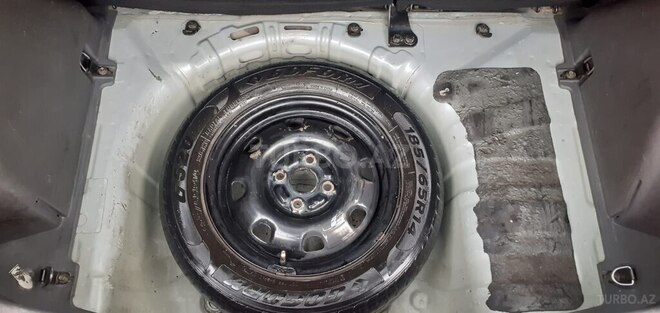 Kia Rio 2005, 390,000 km - 1.5 l - Biləsuvar