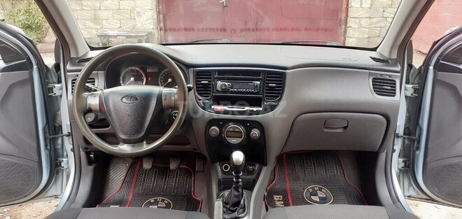 Kia Rio 2005, 390,000 km - 1.5 l - Biləsuvar