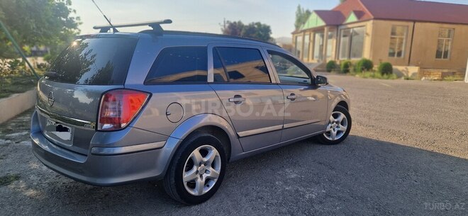 Opel Astra 2007, 331,000 km - 1.3 л - Tovuz
