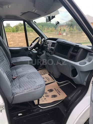 Ford Transit 2009, 239,382 km - 2.2 l - Balakən