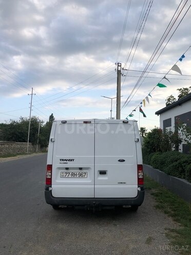 Ford Transit 2009, 239,382 km - 2.2 l - Balakən