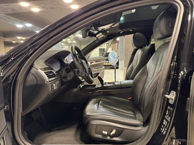 BMW 750 2019, 111,000 km - 3.0 l - Bakı