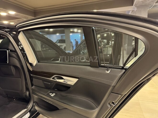 BMW 750 2019, 111,000 km - 3.0 l - Bakı