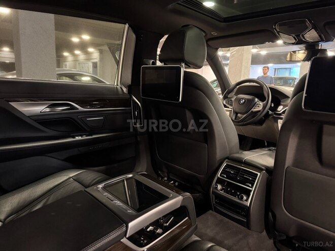BMW 750 2019, 111,000 km - 3.0 l - Bakı