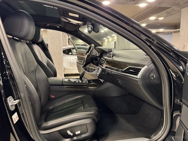 BMW 750 2019, 111,000 km - 3.0 l - Bakı