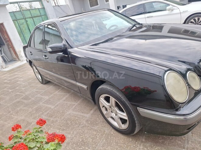 Mercedes E 240 2000, 358,000 km - 2.4 l - Bakı