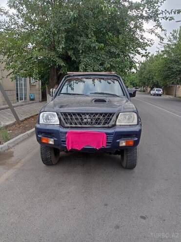 Mitsubishi L200 2003, 245,256 km - 2.5 l - Biləsuvar
