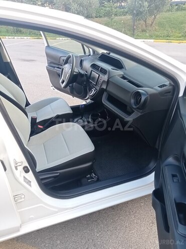 Toyota Aqua 2018, 40,000 km - 1.5 l - Bakı