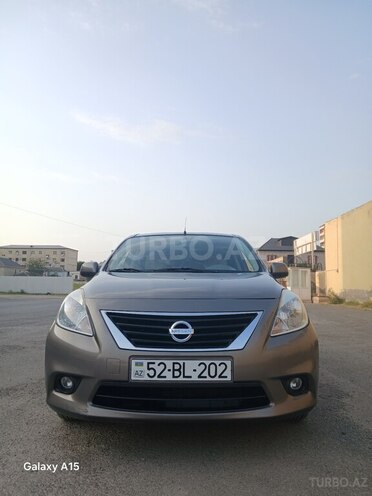 Nissan Sunny 2013, 126,000 km - 1.5 l - Salyan
