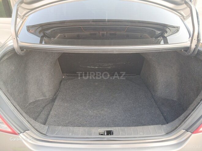 Nissan Sunny 2013, 126,000 km - 1.5 l - Salyan