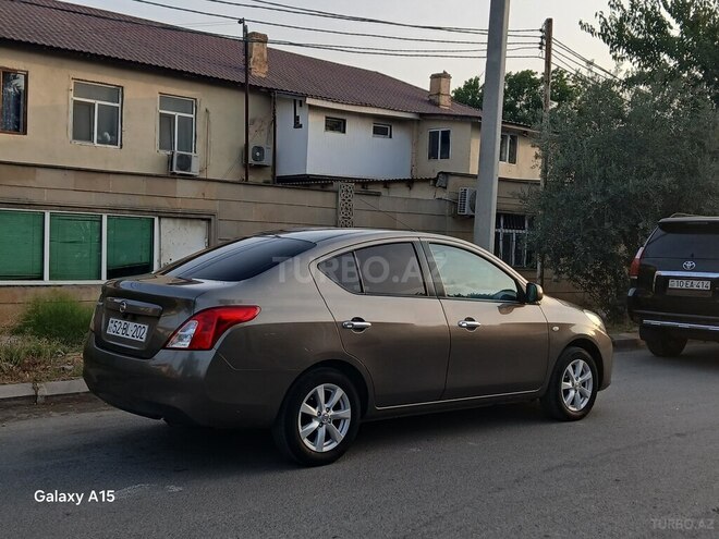 Nissan Sunny 2013, 126,000 km - 1.5 l - Salyan