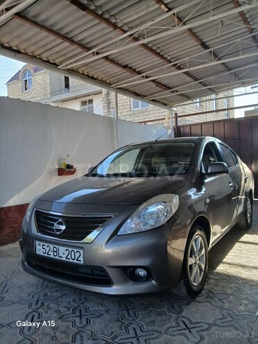 Nissan Sunny 2013, 126,000 km - 1.5 l - Salyan