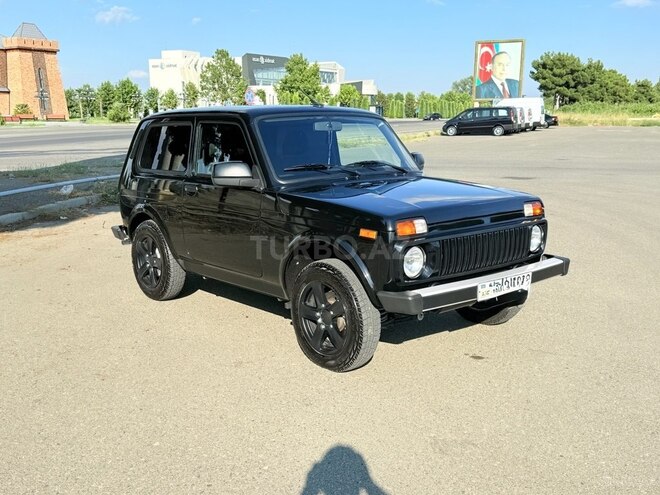 LADA (VAZ) Niva 2023, 20,000 km - 1.7 l - Tovuz