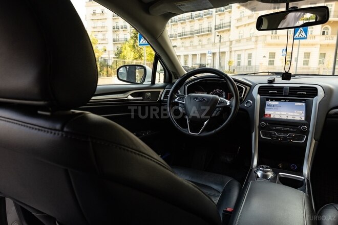 Ford Fusion (North America) 2017, 211,000 km - 2.0 l - Bakı