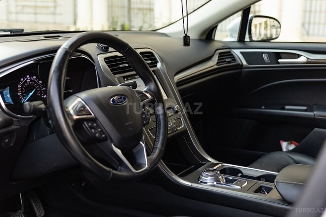 Ford Fusion (North America) 2017, 211,000 km - 2.0 l - Bakı