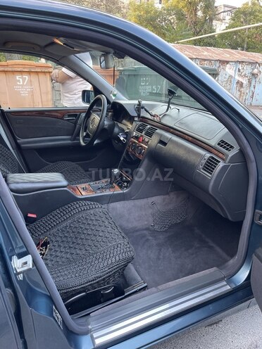 Mercedes E 240 1998, 500,000 km - 2.4 l - Bakı