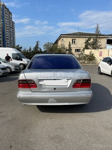 Mercedes E 320 2000, 354,518 km - 3.2 l - Bakı