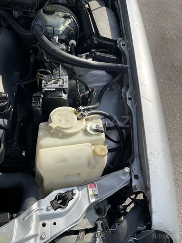 Mercedes E 320 2000, 354,518 km - 3.2 l - Bakı