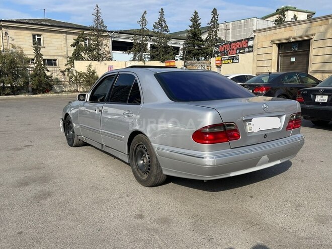 Mercedes E 320 2000, 354,518 km - 3.2 l - Bakı