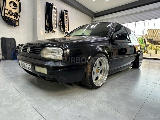 Volkswagen Golf 1997, 100,000 km - 1.8 l - Bakı