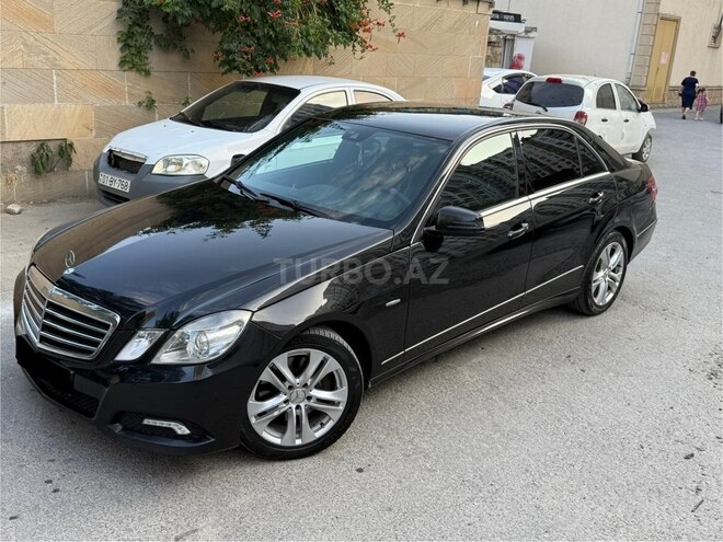 Mercedes E 250 2009, 289,221 km - 2.1 l - Bakı