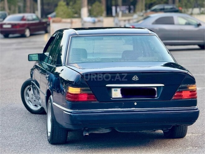 Mercedes E 220 1994, 435,500 km - 2.2 л - Bakı