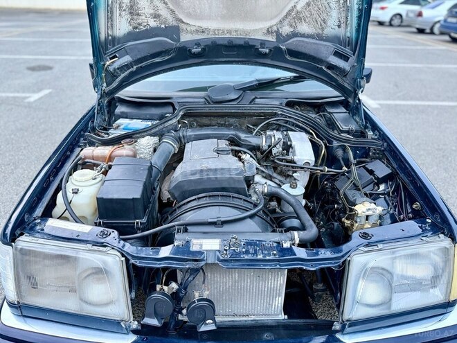 Mercedes E 220 1994, 435,500 km - 2.2 л - Bakı