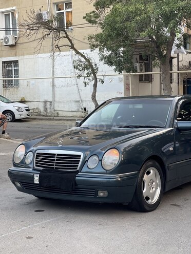 Mercedes E 240 1998, 500,000 km - 2.4 l - Bakı