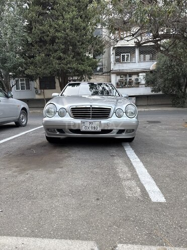 Mercedes E 320 2001, 275,000 km - 3.2 l - Bakı